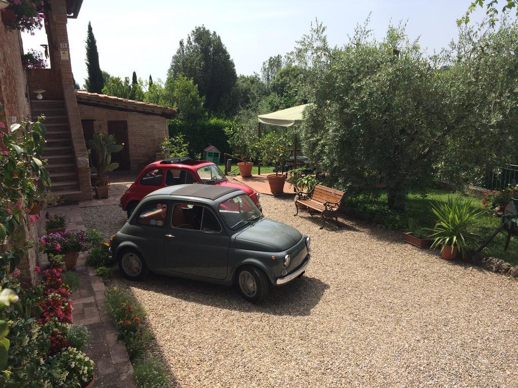 Podere Il Pero Сиена Экстерьер фото
